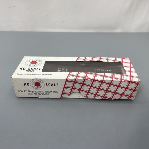 Stewart Hobbies HO Seaboard SAL40215 70 Ton 14 Panel Triple Hopper Train Car Kit - Picture 7 of 7